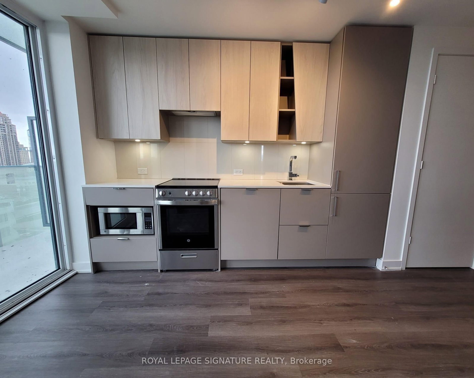 3883 Quartz Road, Unit 1111 - Photo 3