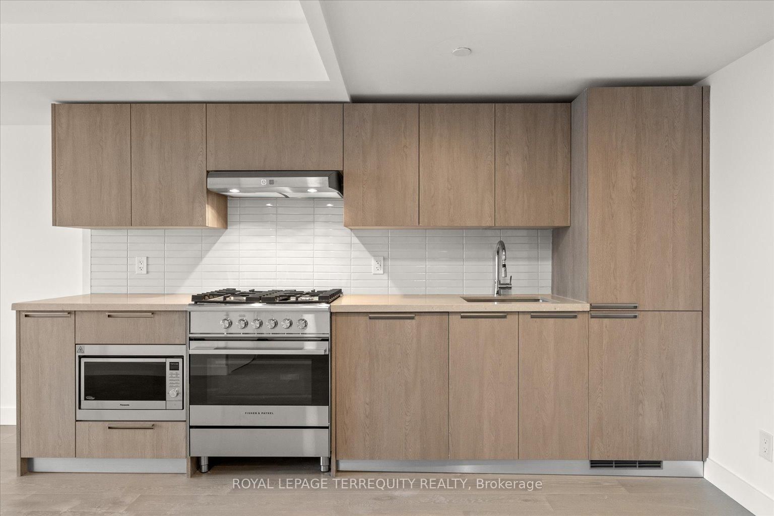 160 Kingsway Crescent, Unit 213 - Photo 3