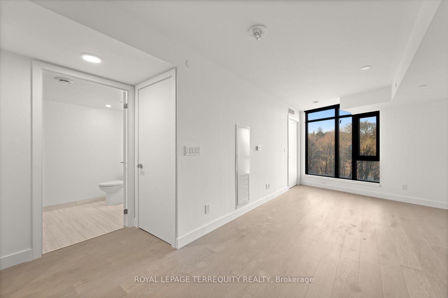 160 Kingsway Crescent, Unit 213 - Photo 6