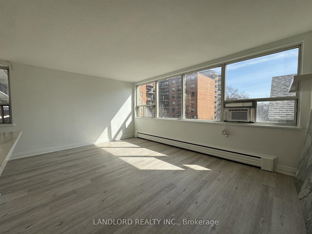 41 - 140 Springhurst Avenue