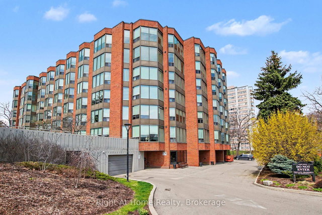 405 - 2121 Lakeshore Road