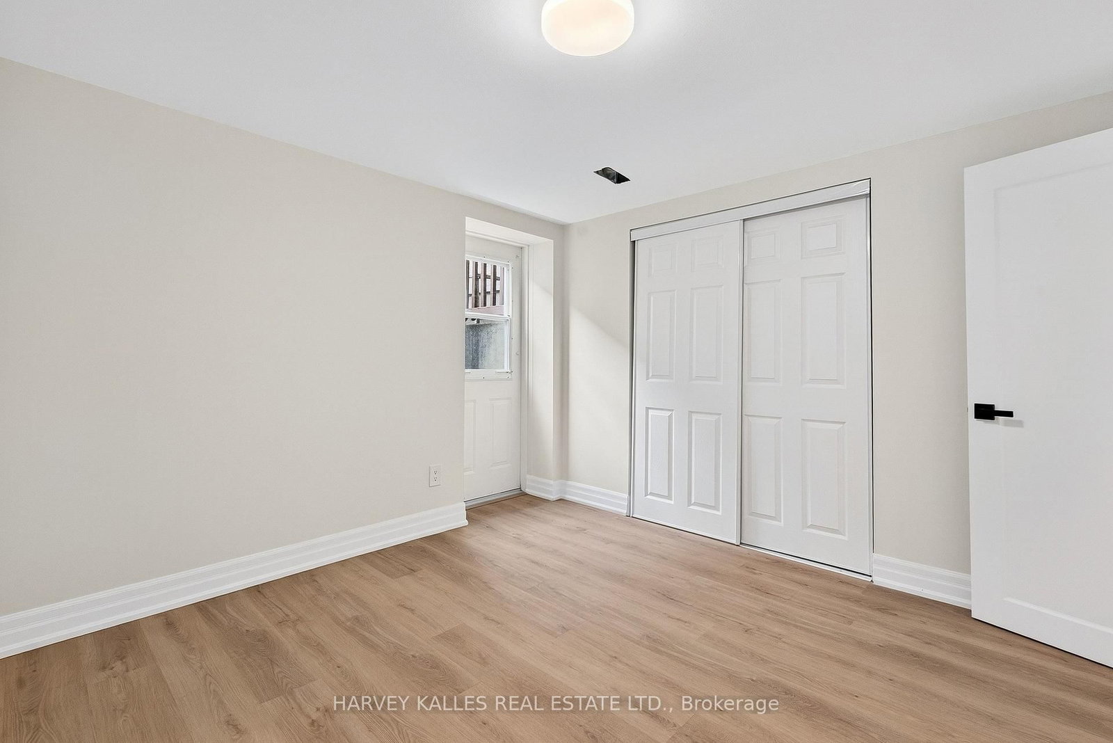 67 Robinglade Drive, Unit Basement - Photo 15