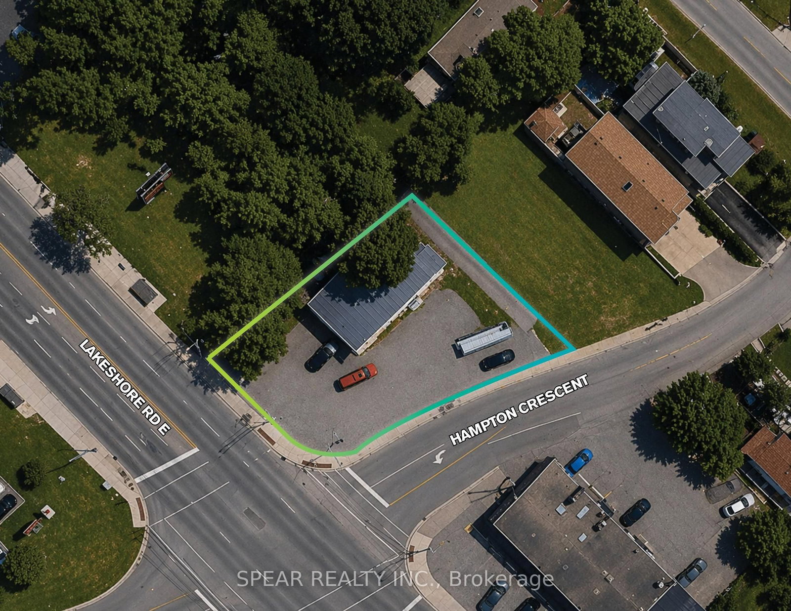 570 Lakeshore Road E