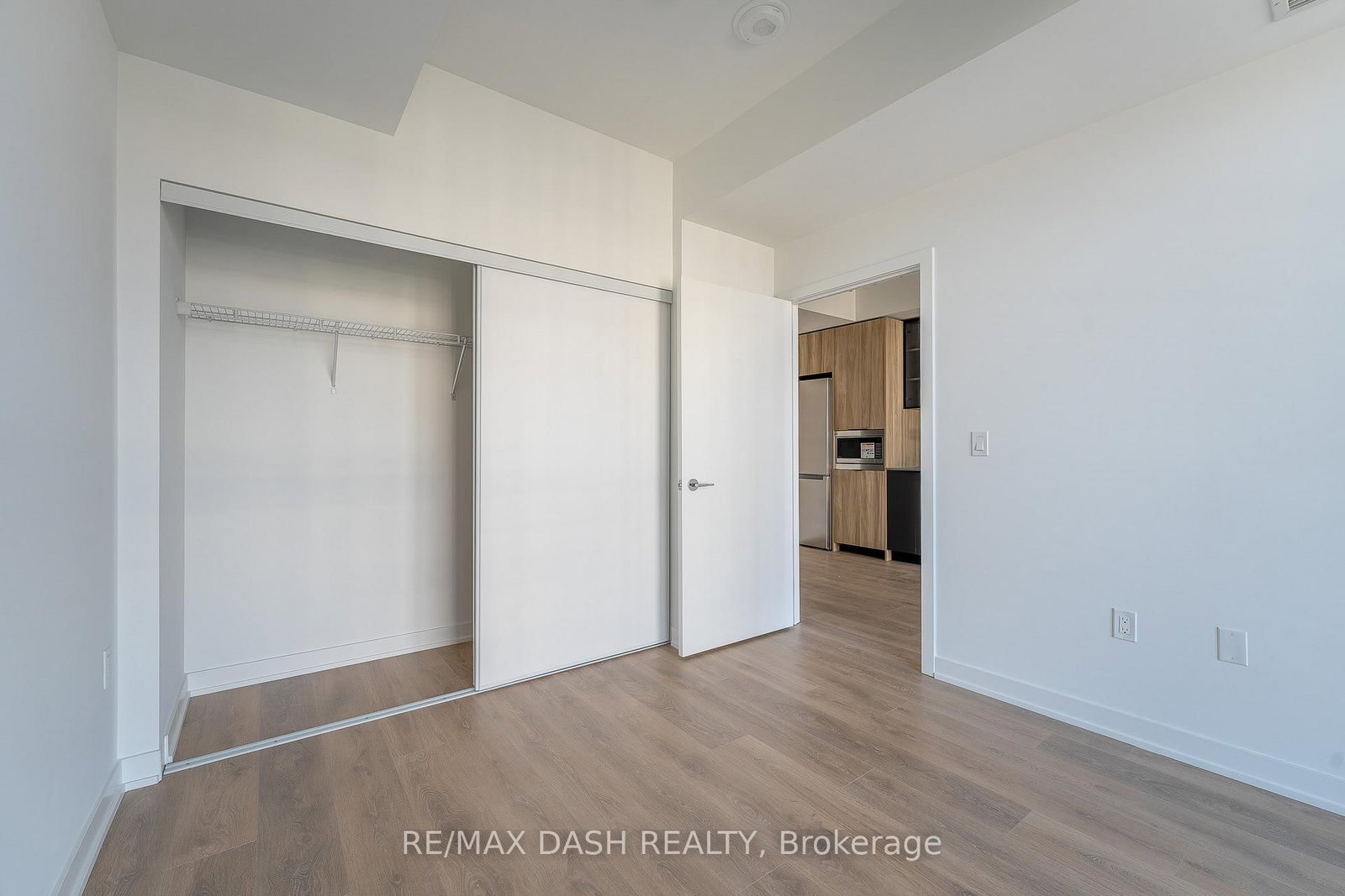 1037 THE QUEENSWAY Avenue, Unit 1001 - Photo 22