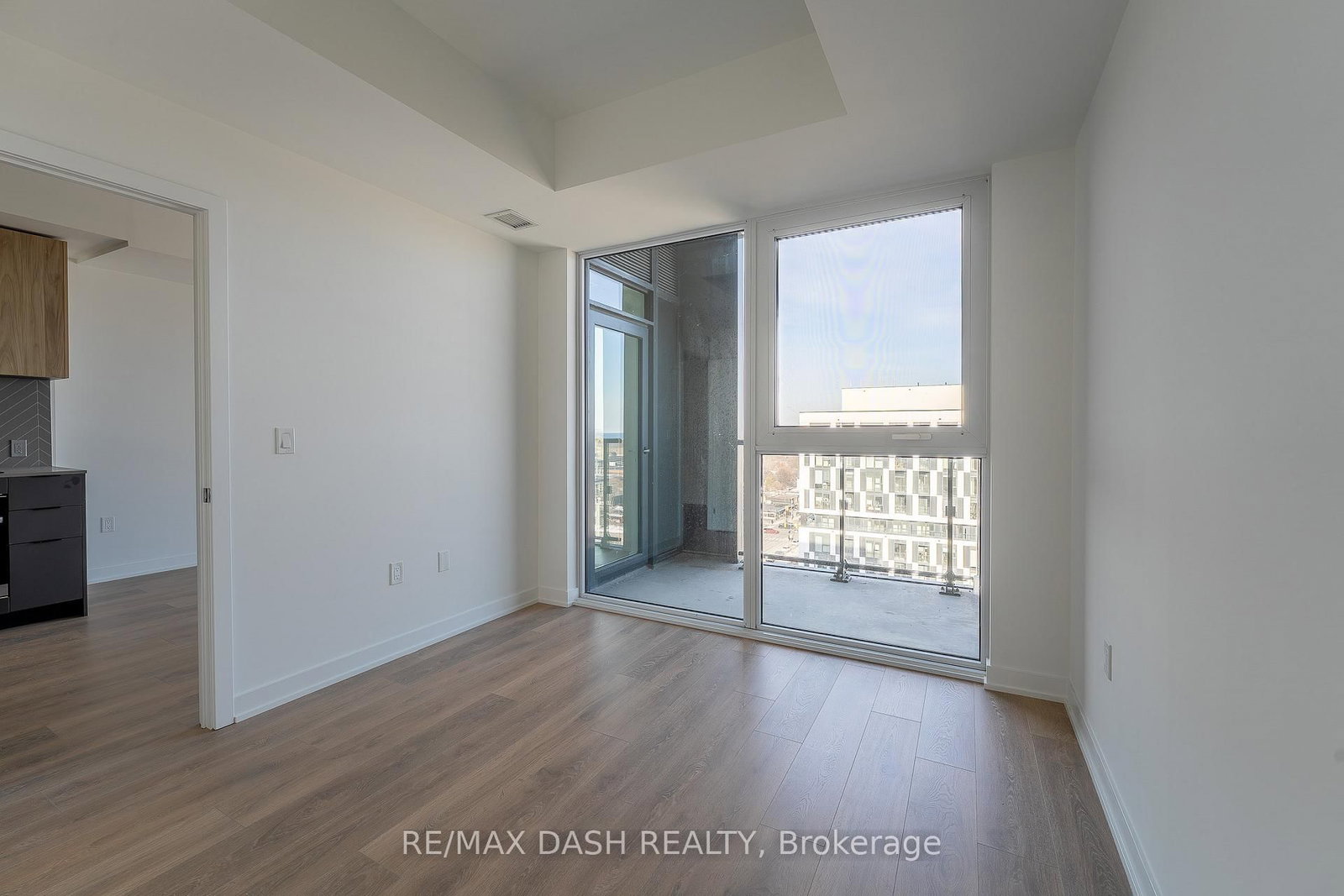 1037 THE QUEENSWAY Avenue, Unit 1001 - Photo 23