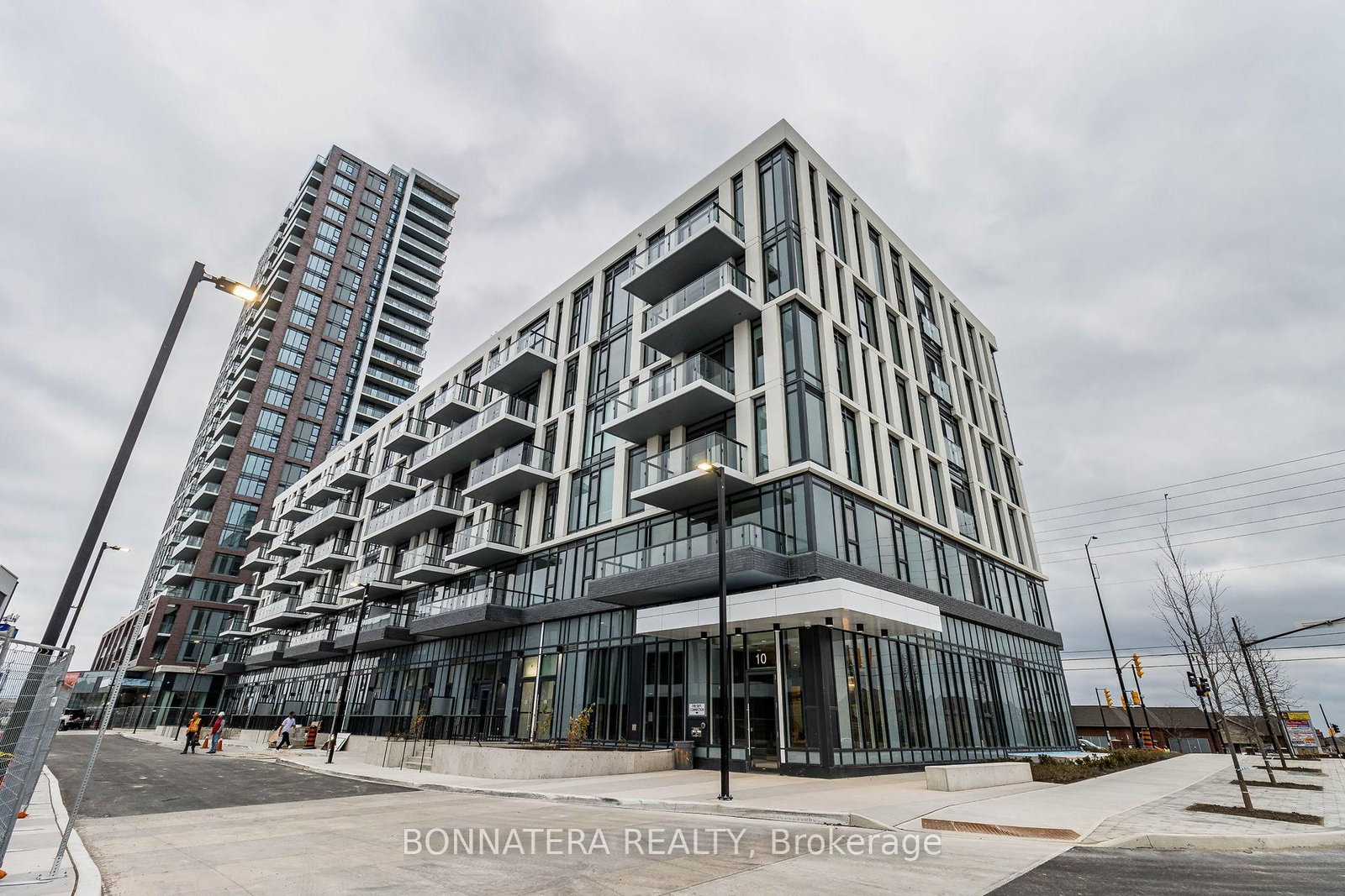 10 Lagerfeld Drive, Unit 414
