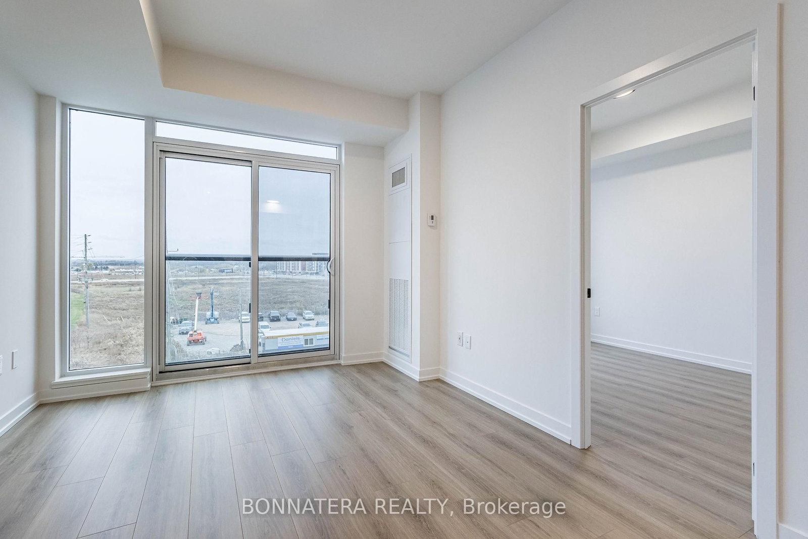 10 Lagerfeld Drive, Unit 414 - Photo 13