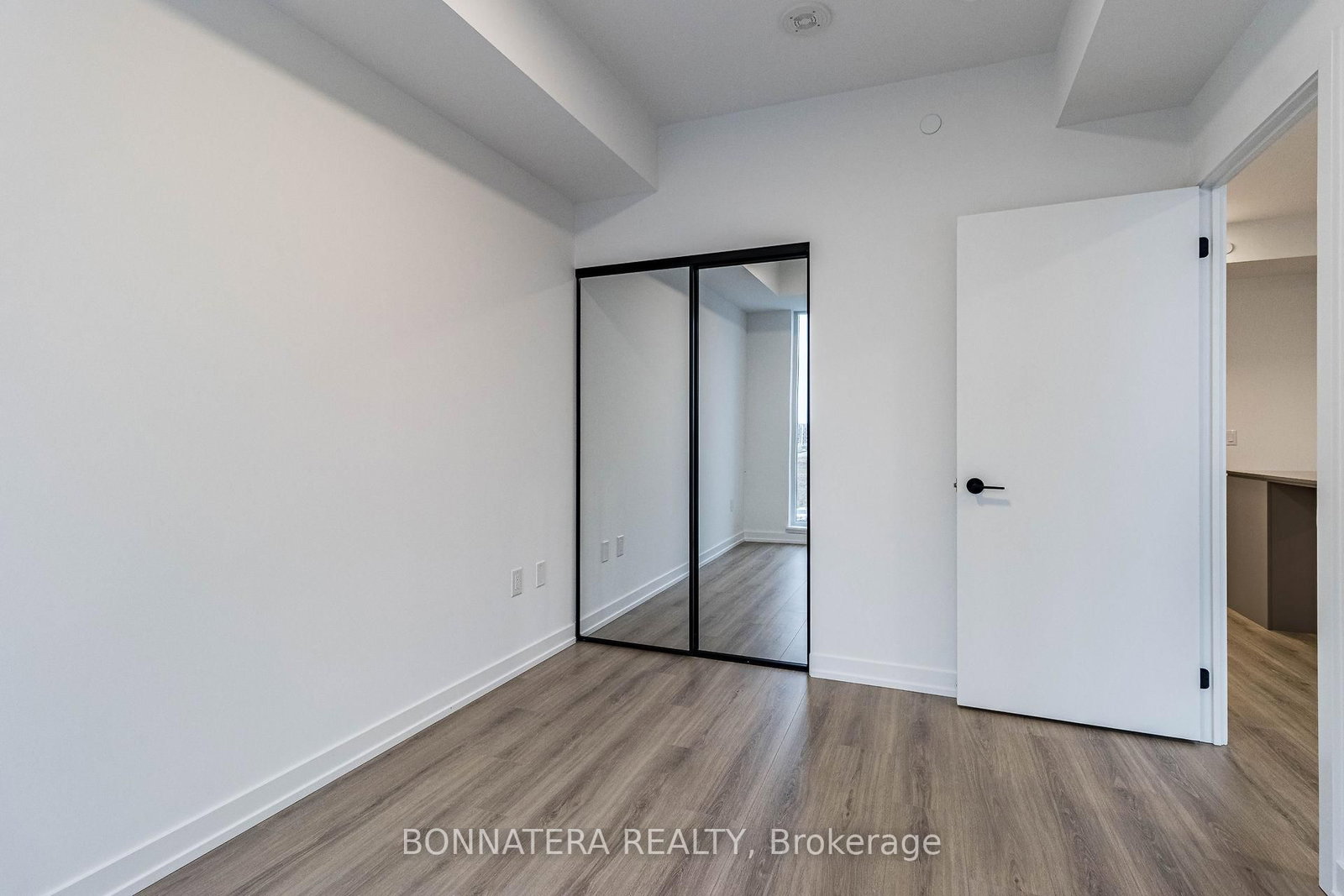 10 Lagerfeld Drive, Unit 414 - Photo 16