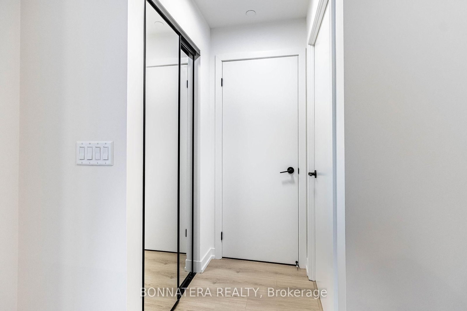 10 Lagerfeld Drive, Unit 414 - Photo 19