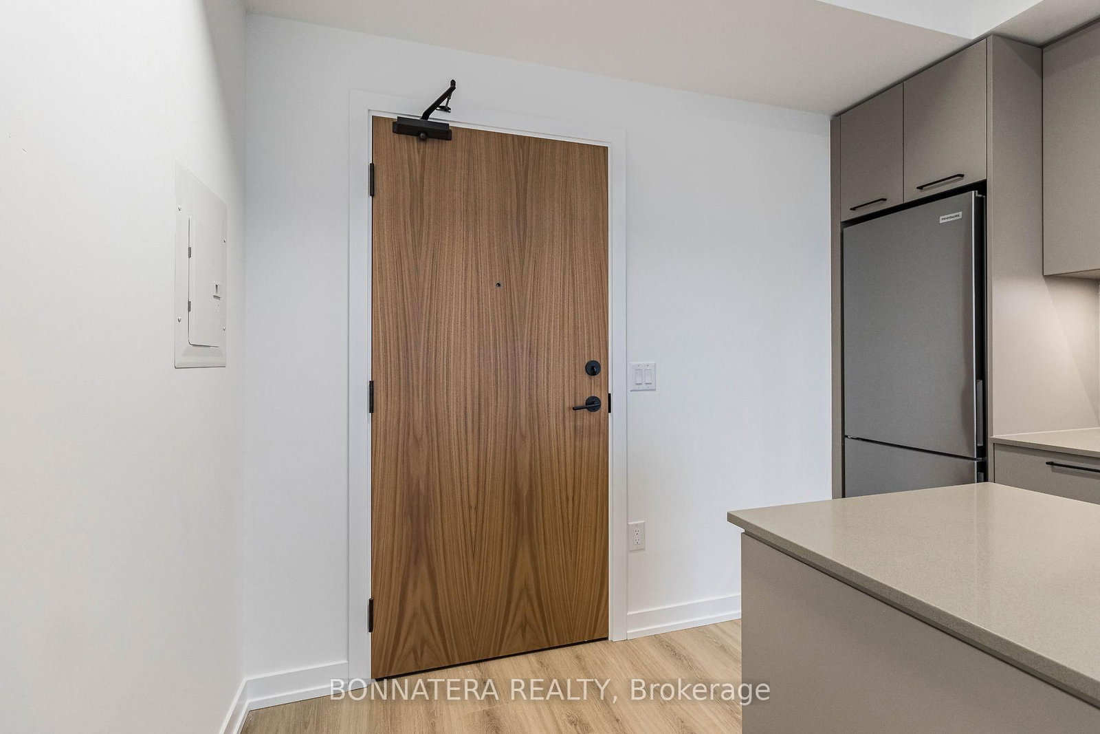 10 Lagerfeld Drive, Unit 414 - Photo 5