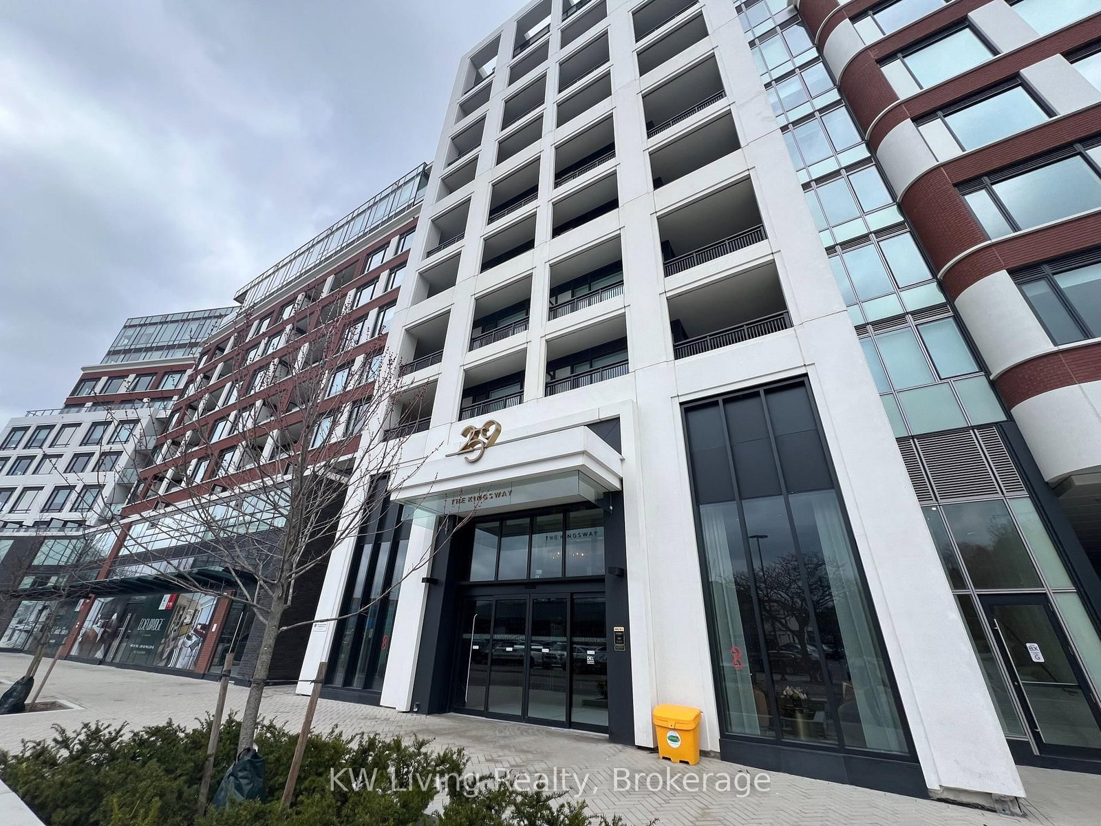 259 The Kingsway, Unit 530