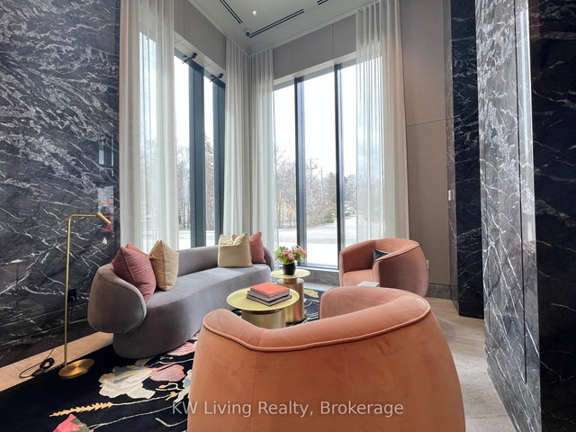 530 - 259 The Kingsway