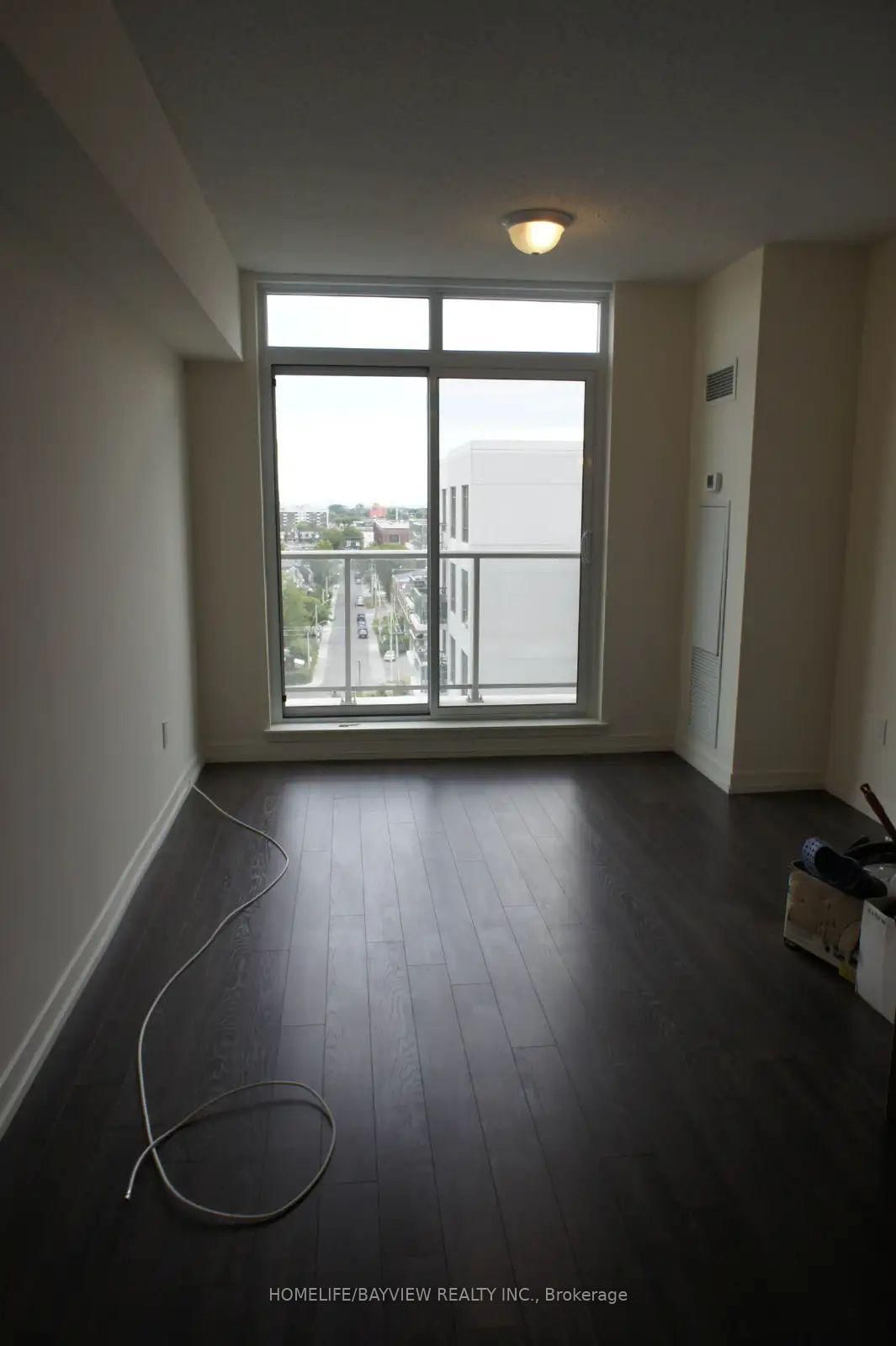 816 Lansdowne Avenue, Unit 810 - Photo 3