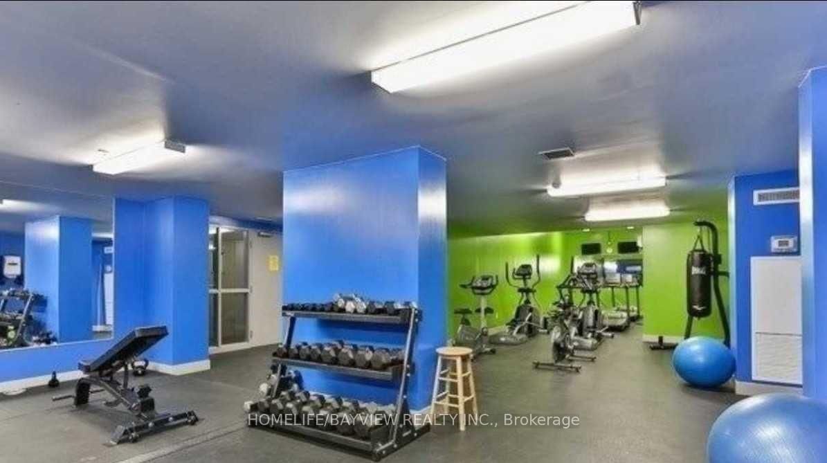 816 Lansdowne Avenue, Unit 810 - Photo 8