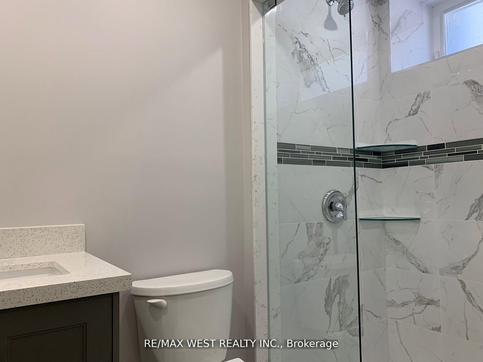 Semi-Detached House for lease at Lower-1495 King Street, Toronto, Ontario, M6K 1J4 - South Parkdale - MLS: W13007630