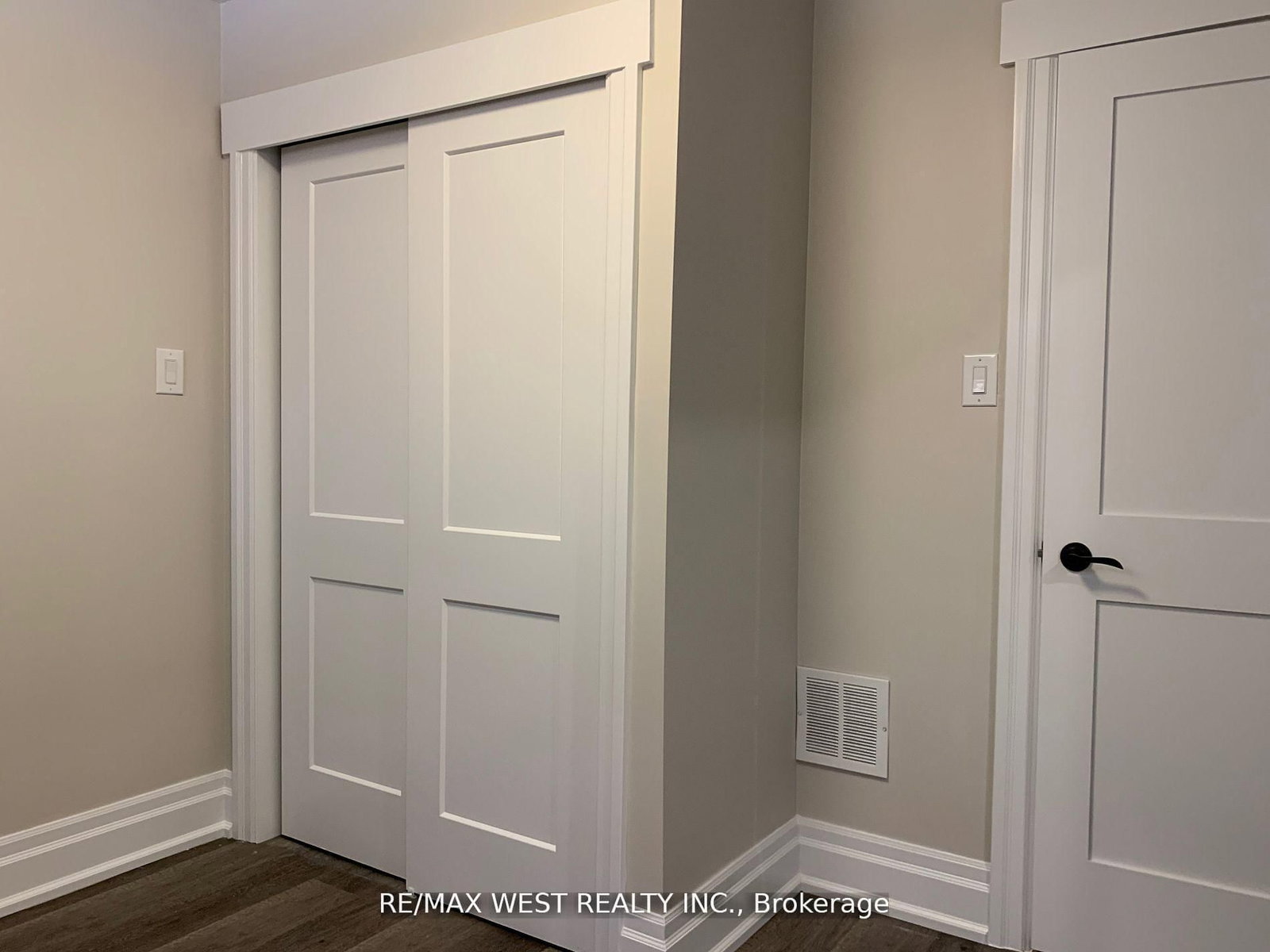 Semi-Detached House for lease at Lower-1495 King Street, Toronto, Ontario, M6K 1J4 - South Parkdale - MLS: W13007630