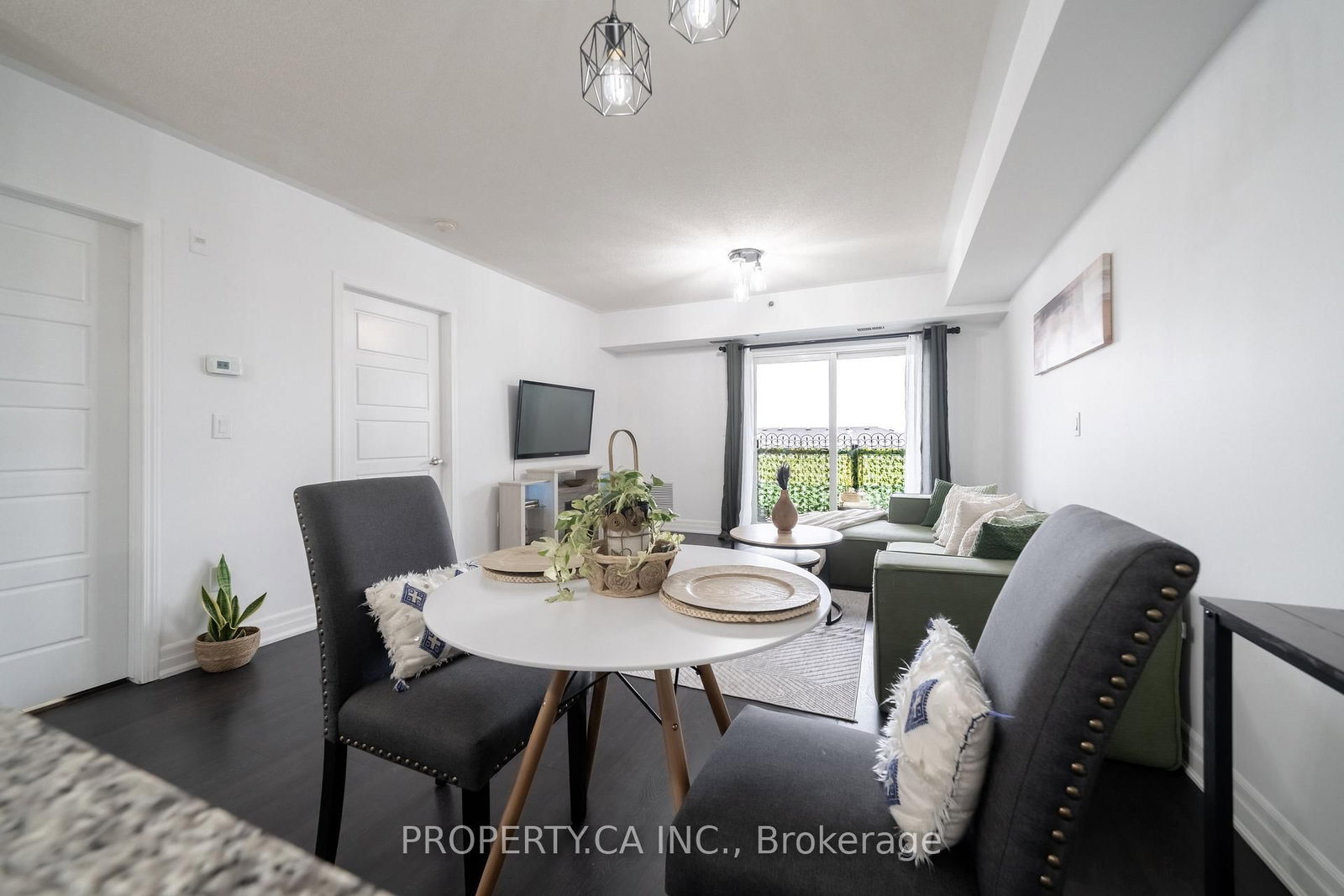 70 Baycliffe Crescent, Unit 412 - Photo 5