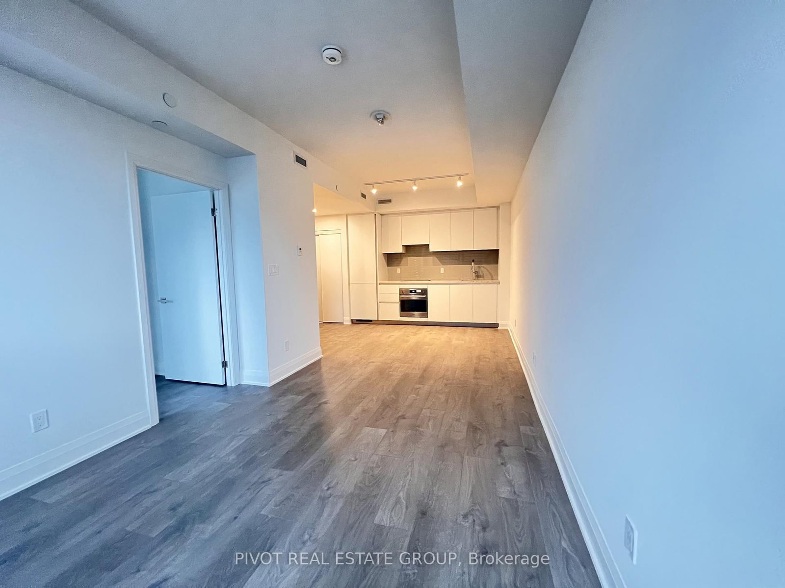 2 Erskine Road, Unit 2706 - Photo 10