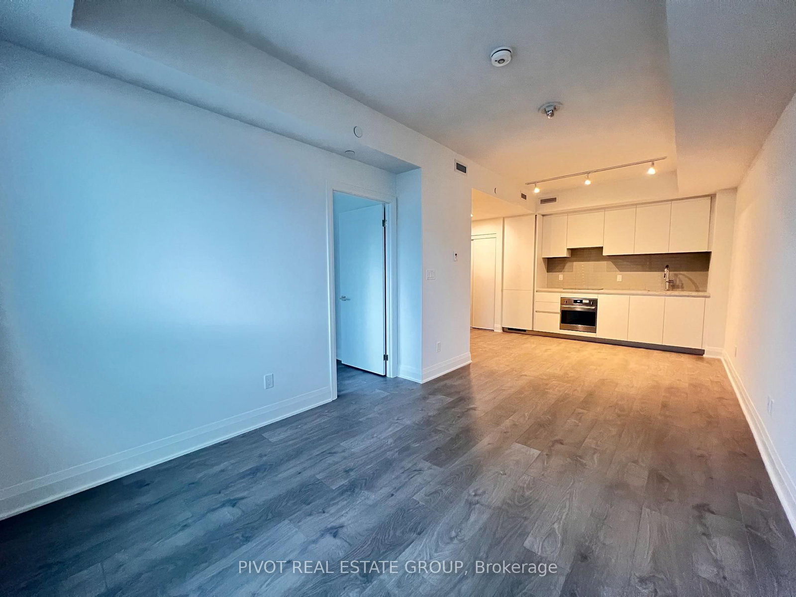 2 Erskine Road, Unit 2706 - Photo 11