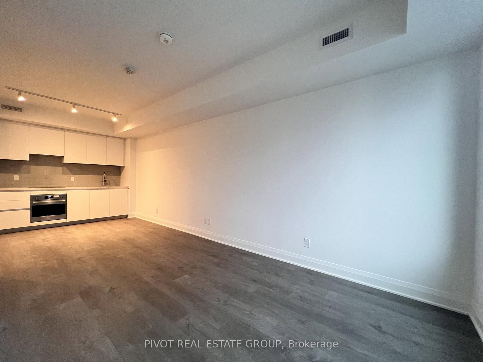 2 Erskine Road, Unit 2706 - Photo 12