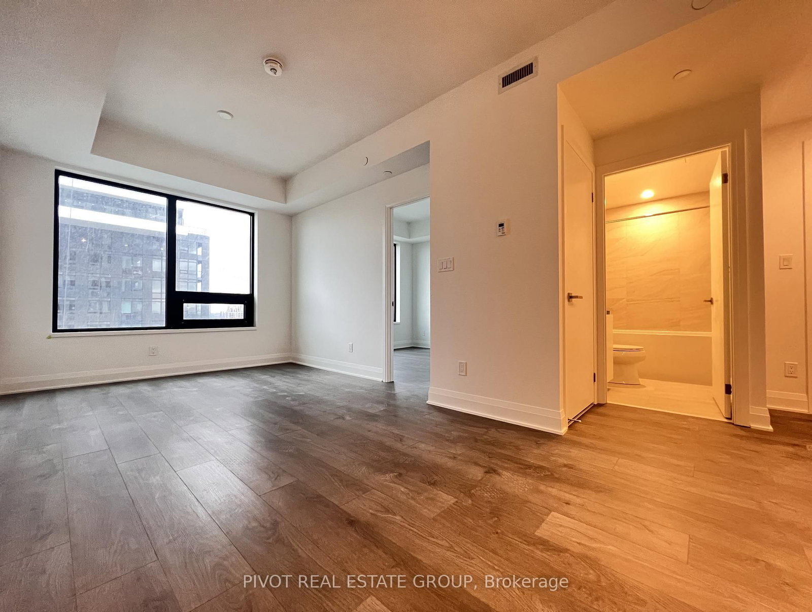 2 Erskine Road, Unit 2706 - Photo 15