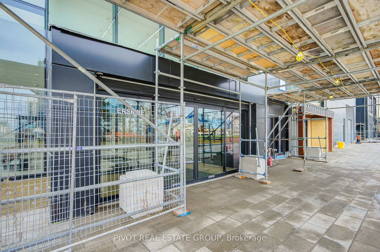 2 Erskine Road, Unit 2706 - Photo 20