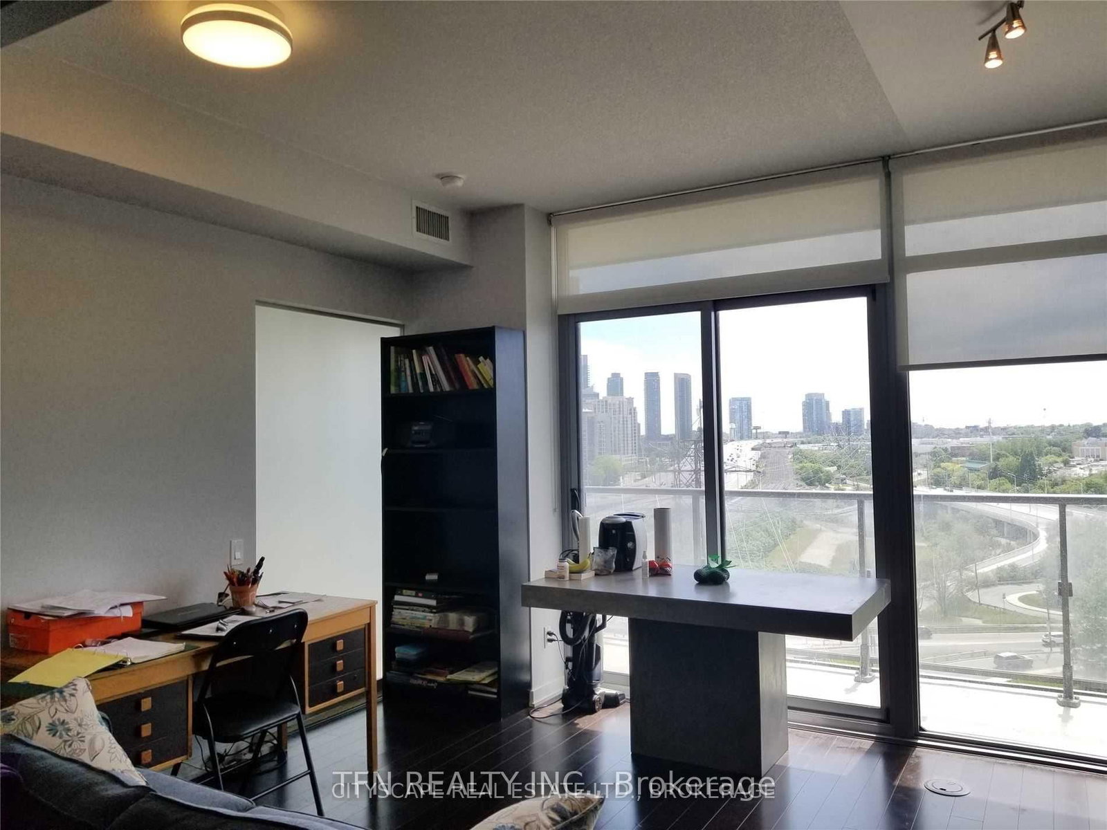 105 The Queensway Avenue, Unit 1005 - Photo 18