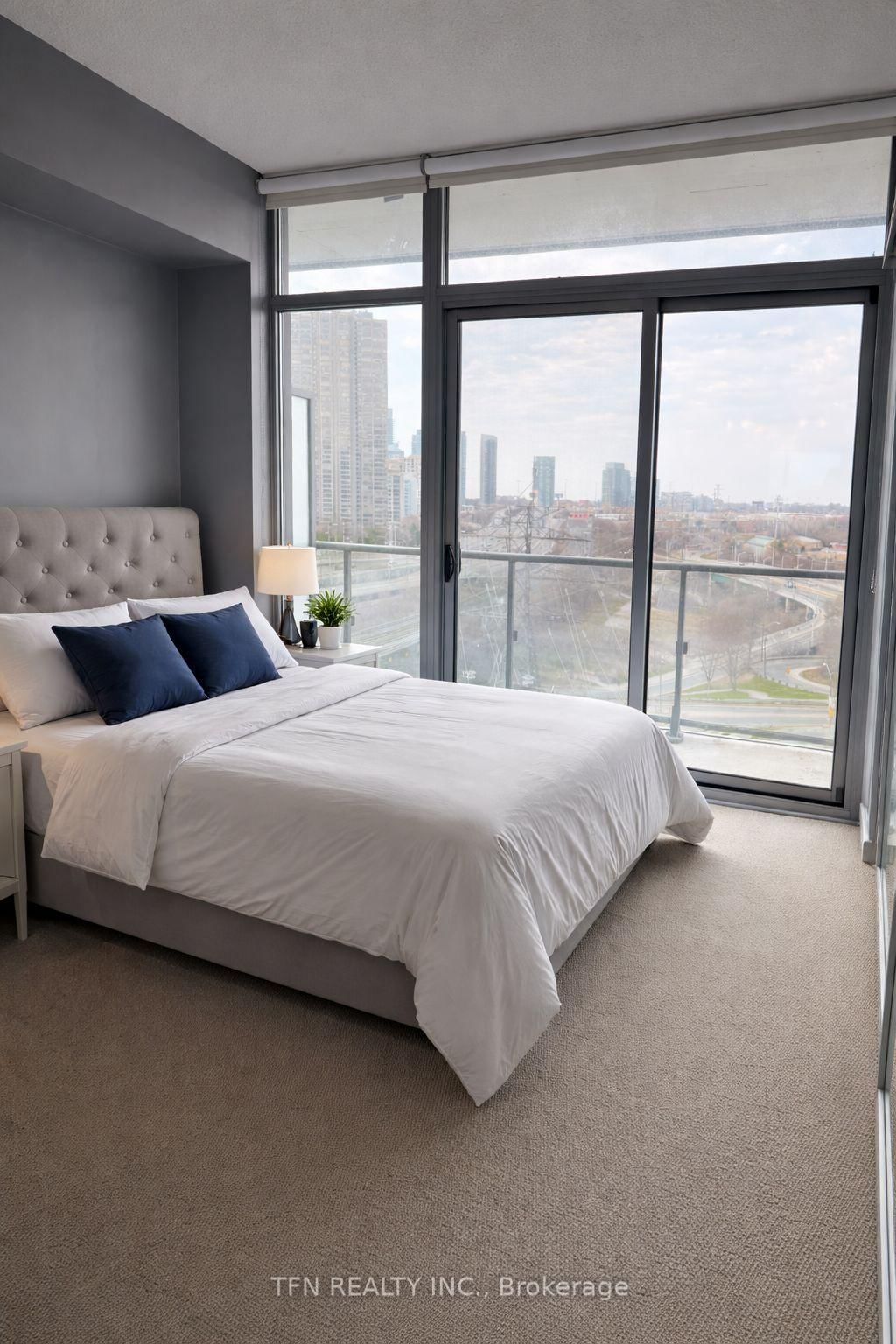 105 The Queensway Avenue, Unit 1005 - Photo 25