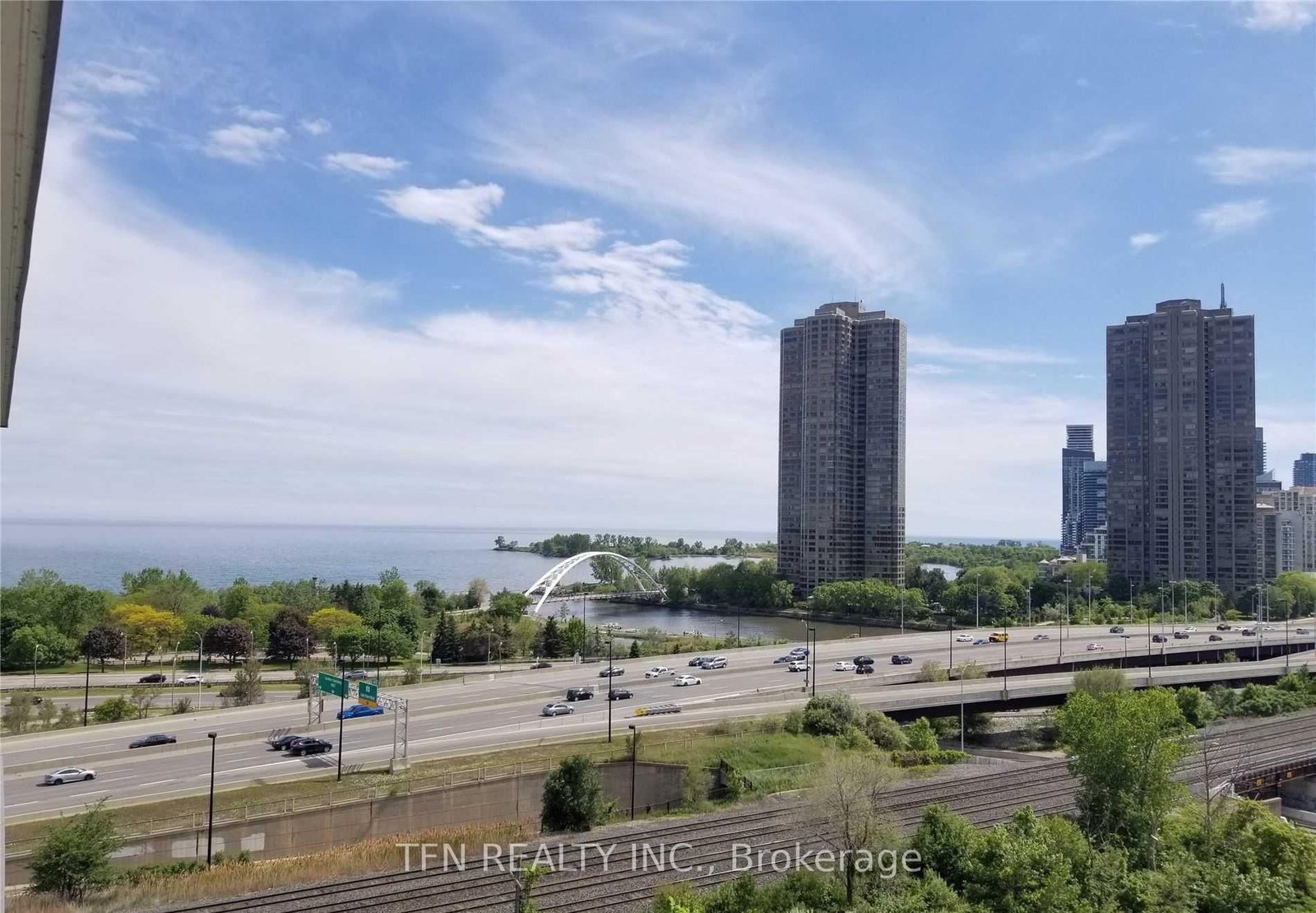 105 The Queensway Avenue, Unit 1005 - Photo 31