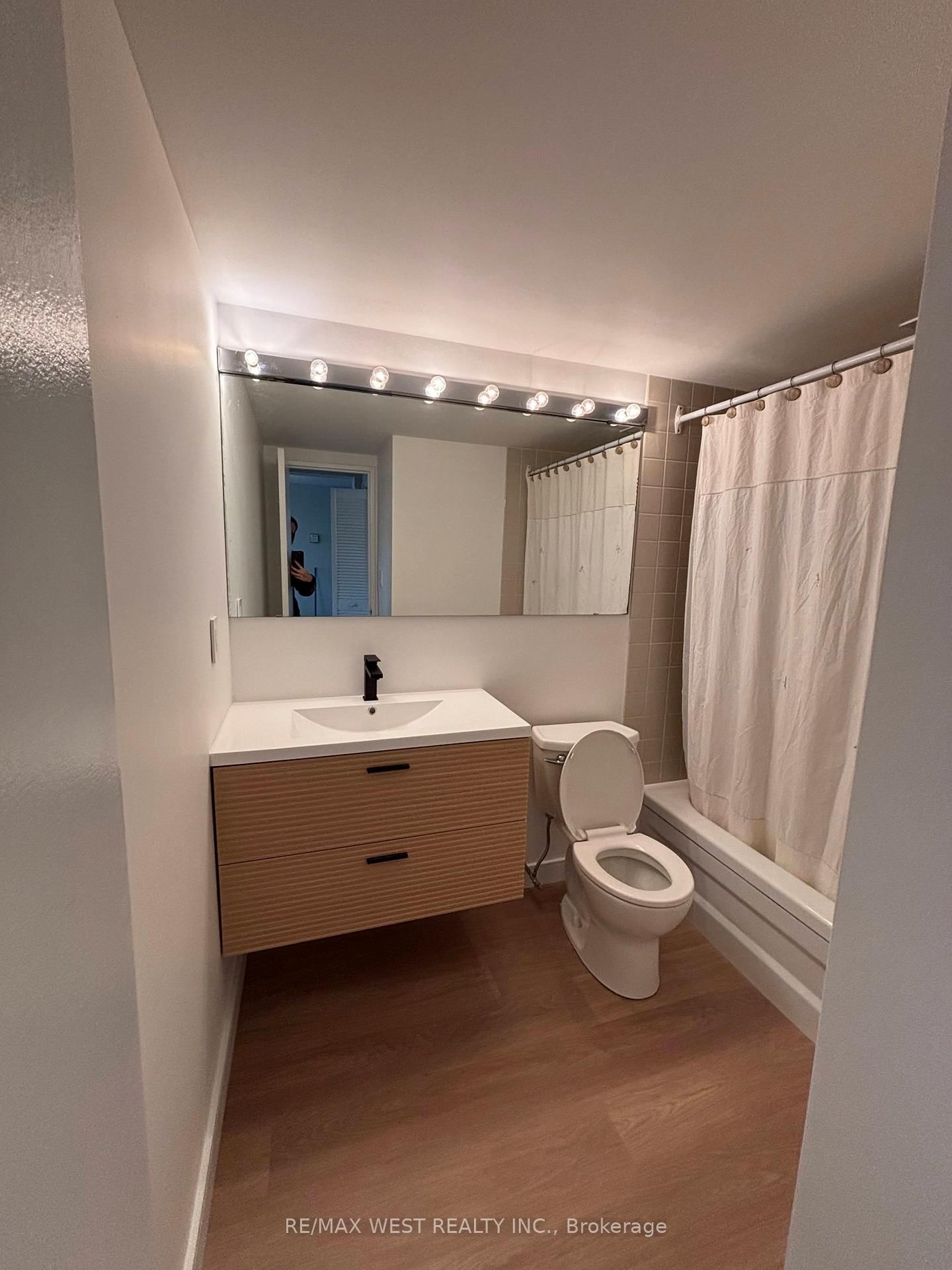 260 Scarlett Road, Unit 1908 - Photo 14