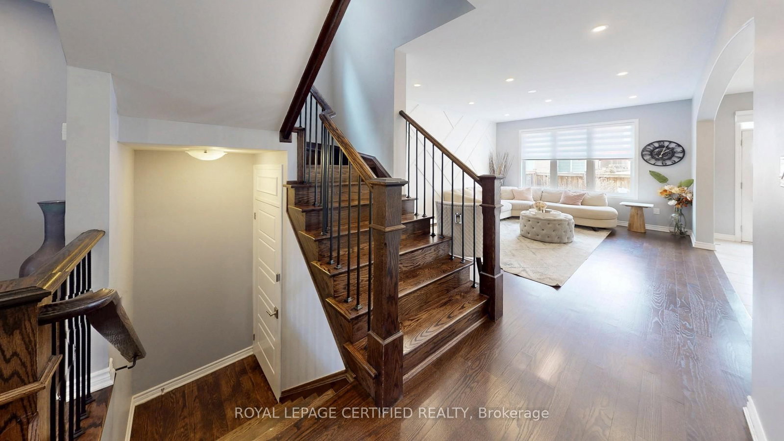 Detached House for sale at 367 English Mill Court, Milton, Ontario, L9E 0A7 - Ford - MLS: W13007890