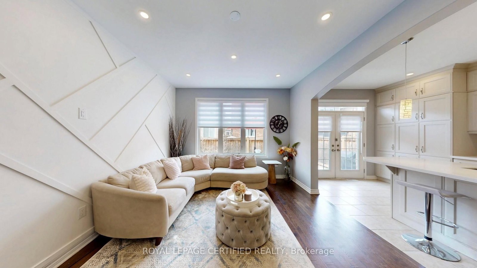 Detached House for sale at 367 English Mill Court, Milton, Ontario, L9E 0A7 - Ford - MLS: W13007890