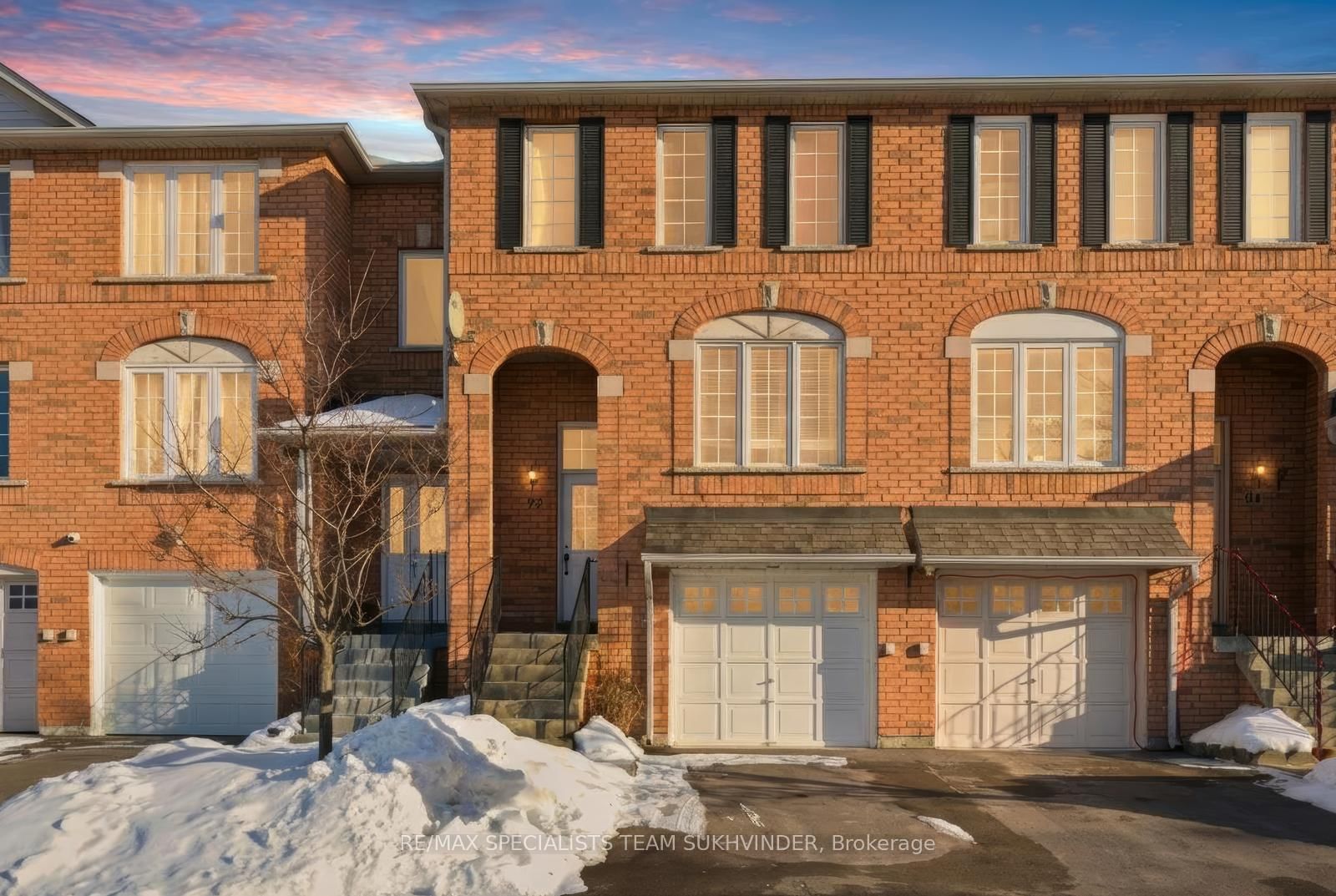 Townhouse for sale at 92-2 Clay Brick Court, Brampton, Ontario, L6V 4M7 - Brampton North - MLS: W13007918