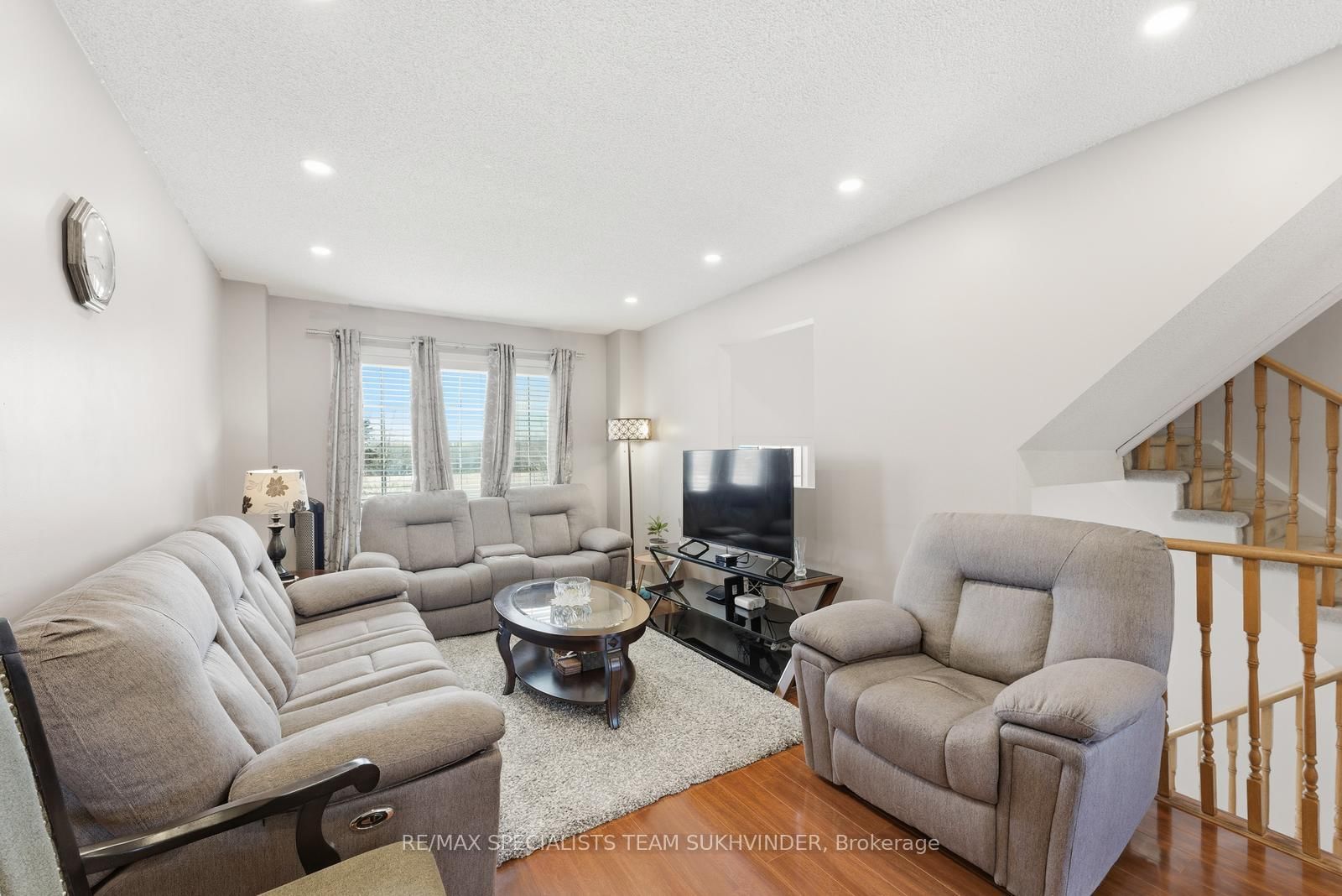 Townhouse for sale at 92-2 Clay Brick Court, Brampton, Ontario, L6V 4M7 - Brampton North - MLS: W13007918