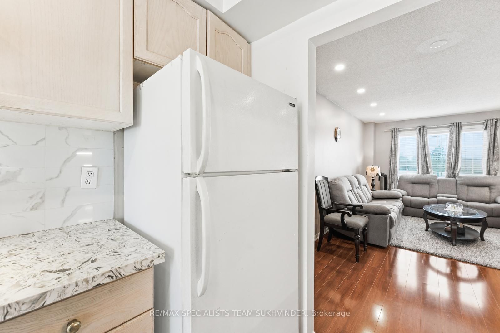 Townhouse for sale at 92-2 Clay Brick Court, Brampton, Ontario, L6V 4M7 - Brampton North - MLS: W13007918