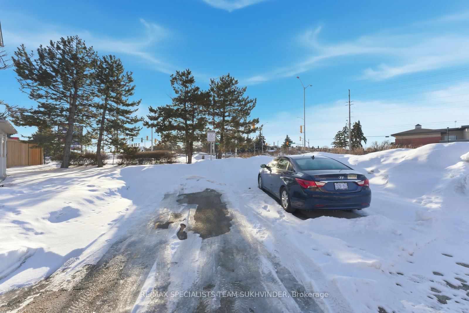 Townhouse for sale at 92-2 Clay Brick Court, Brampton, Ontario, L6V 4M7 - Brampton North - MLS: W13007918