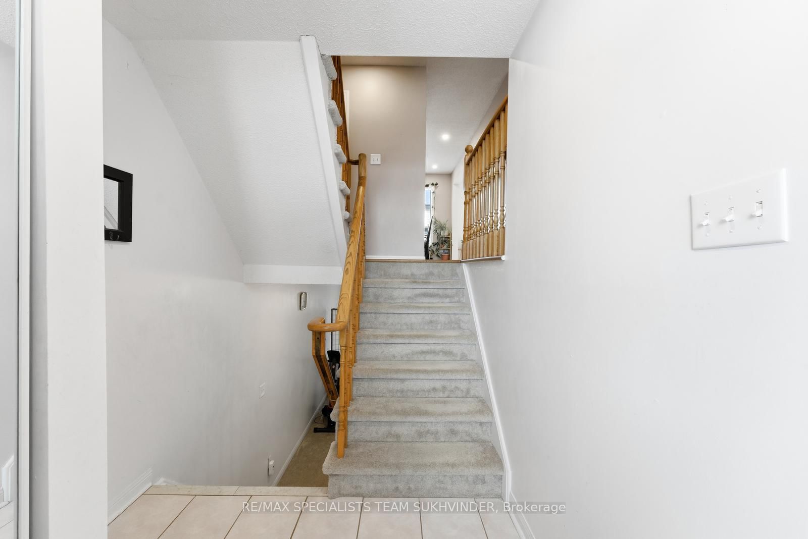 Townhouse for sale at 92-2 Clay Brick Court, Brampton, Ontario, L6V 4M7 - Brampton North - MLS: W13007918