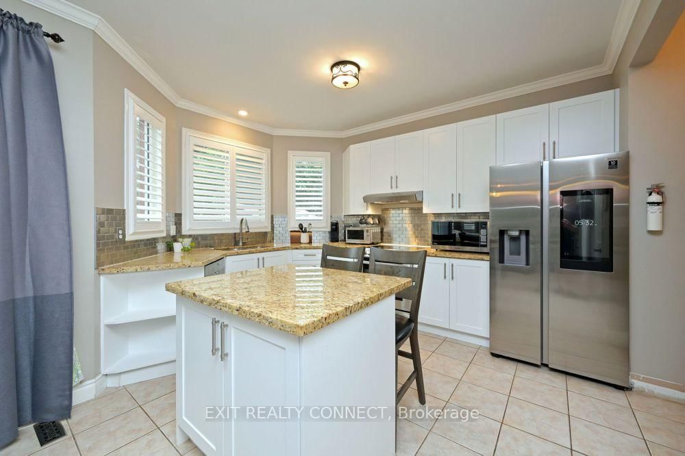 Detached House for sale at 835 Chambers Place, Milton, Ontario, L9T 6A5 - Beaty - MLS: W13007964