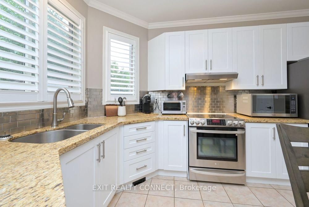 Detached House for sale at 835 Chambers Place, Milton, Ontario, L9T 6A5 - Beaty - MLS: W13007964