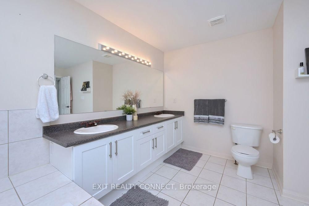 Detached House for sale at 835 Chambers Place, Milton, Ontario, L9T 6A5 - Beaty - MLS: W13007964