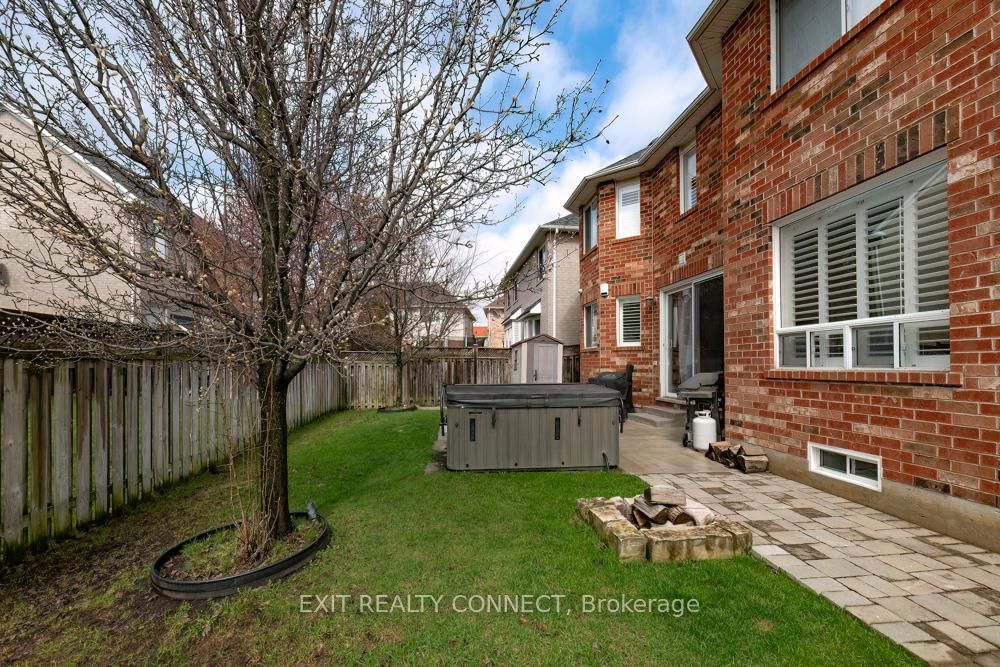 Detached House for sale at 835 Chambers Place, Milton, Ontario, L9T 6A5 - Beaty - MLS: W13007964