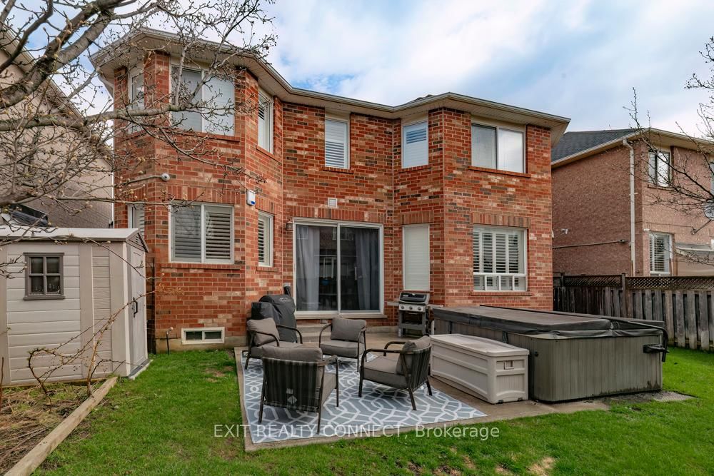 Detached House for sale at 835 Chambers Place, Milton, Ontario, L9T 6A5 - Beaty - MLS: W13007964