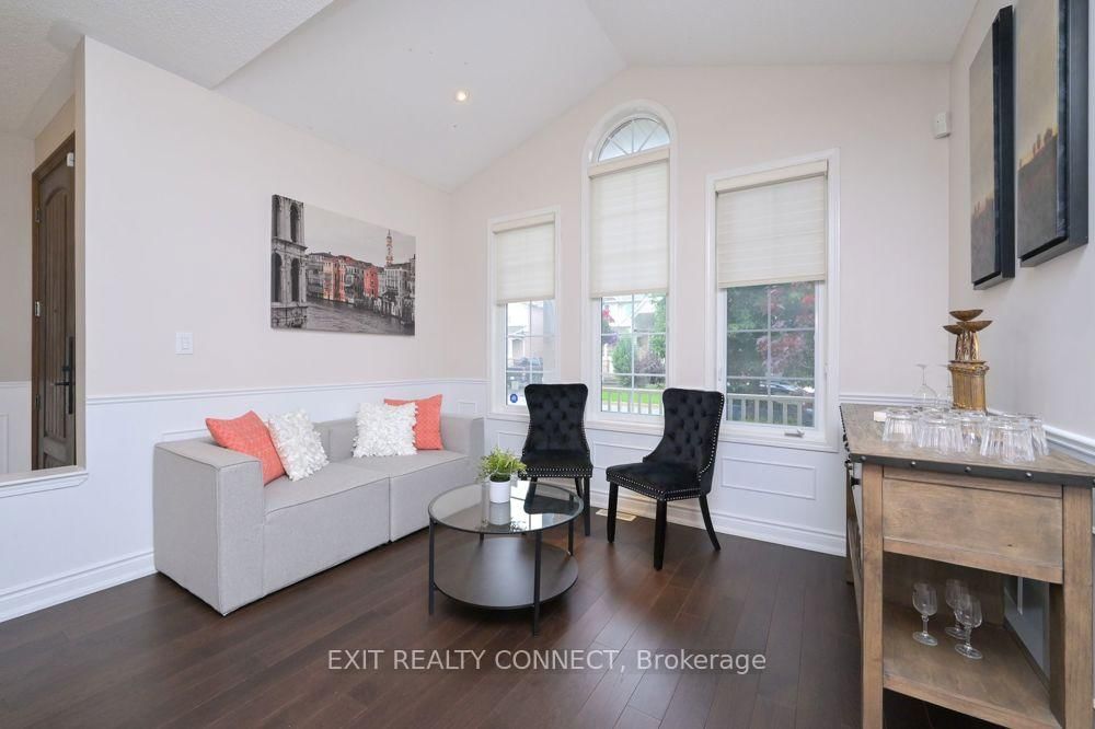 Detached House for sale at 835 Chambers Place, Milton, Ontario, L9T 6A5 - Beaty - MLS: W13007964