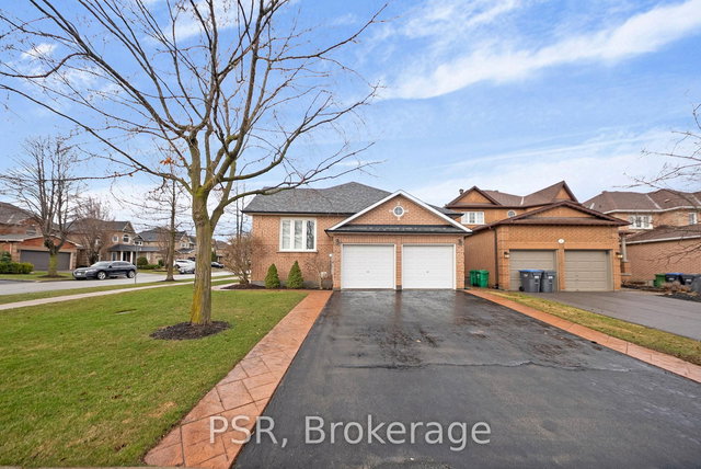 8 Southbury Manor Drive