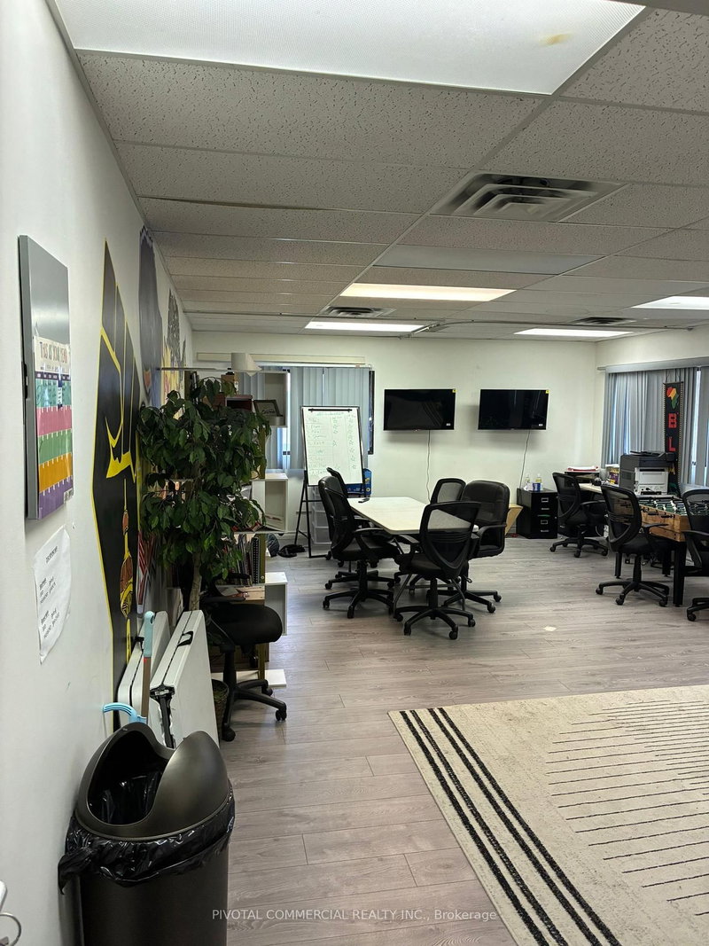 202 - 2141 Kipling Ave, Toronto, M9W 4K8 | Image 2