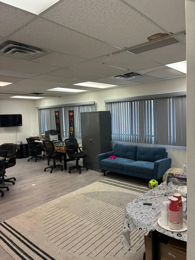 202 - 2141 Kipling Ave, Toronto, M9W 4K8 | Image 3