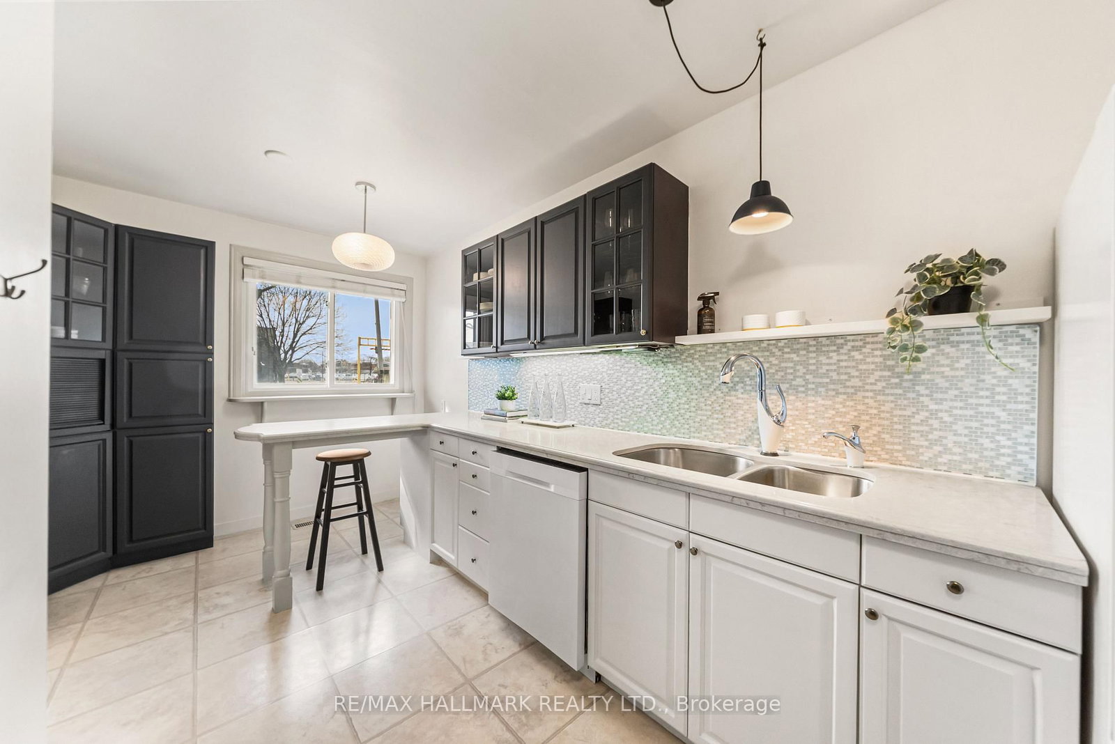 619 Timber Lane - Photo 9