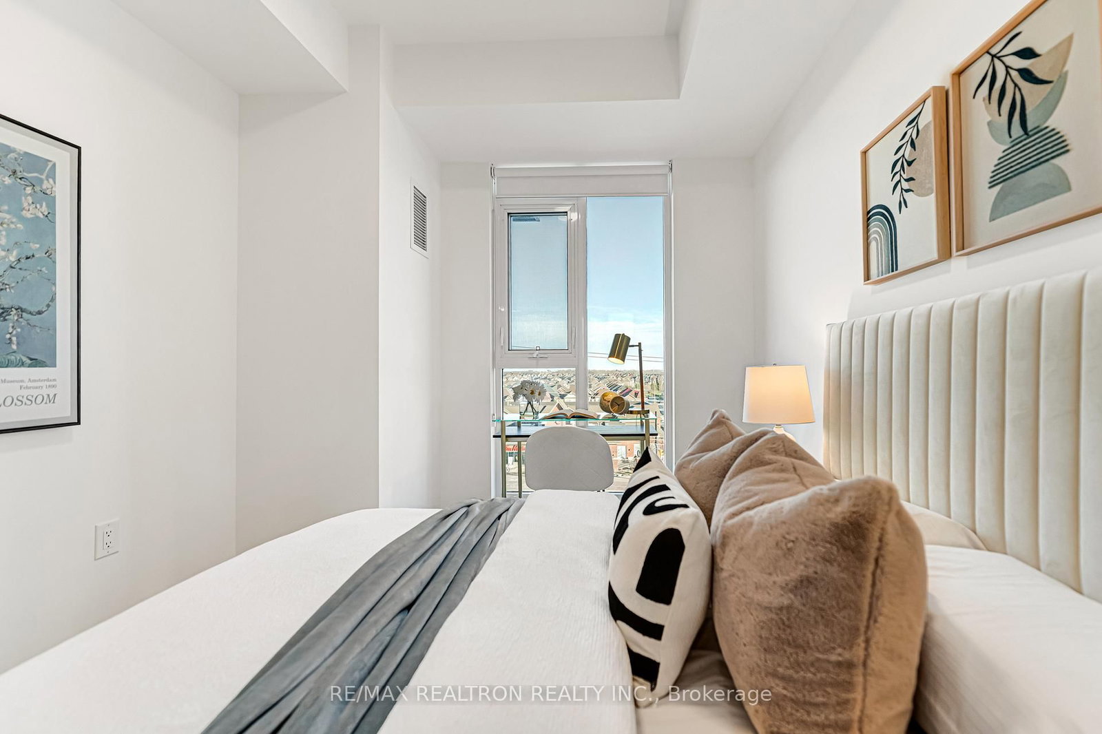 10 Lagerfeld Drive, Unit 511 - Photo 26