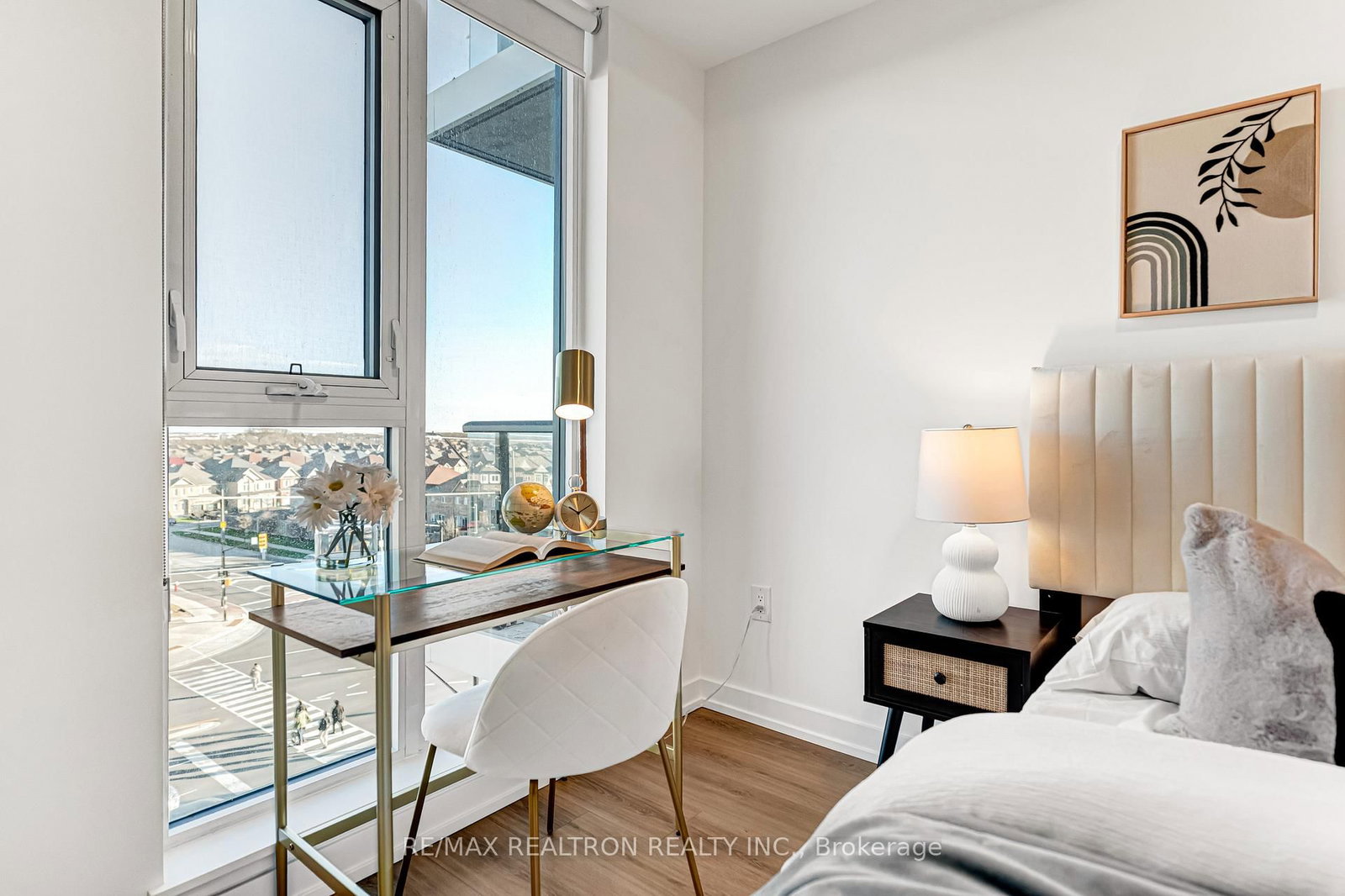 10 Lagerfeld Drive, Unit 511 - Photo 28