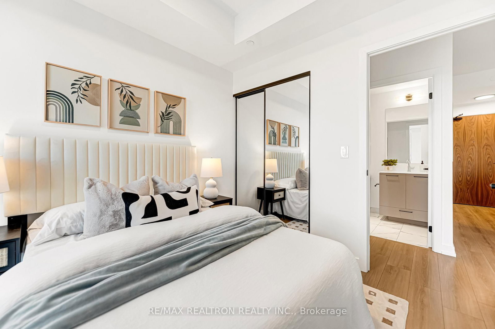 10 Lagerfeld Drive, Unit 511 - Photo 29